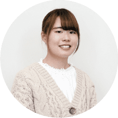 卒業生の顔写真(女性)