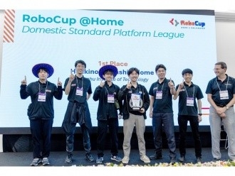 ロボカップ2025優勝.jpg
