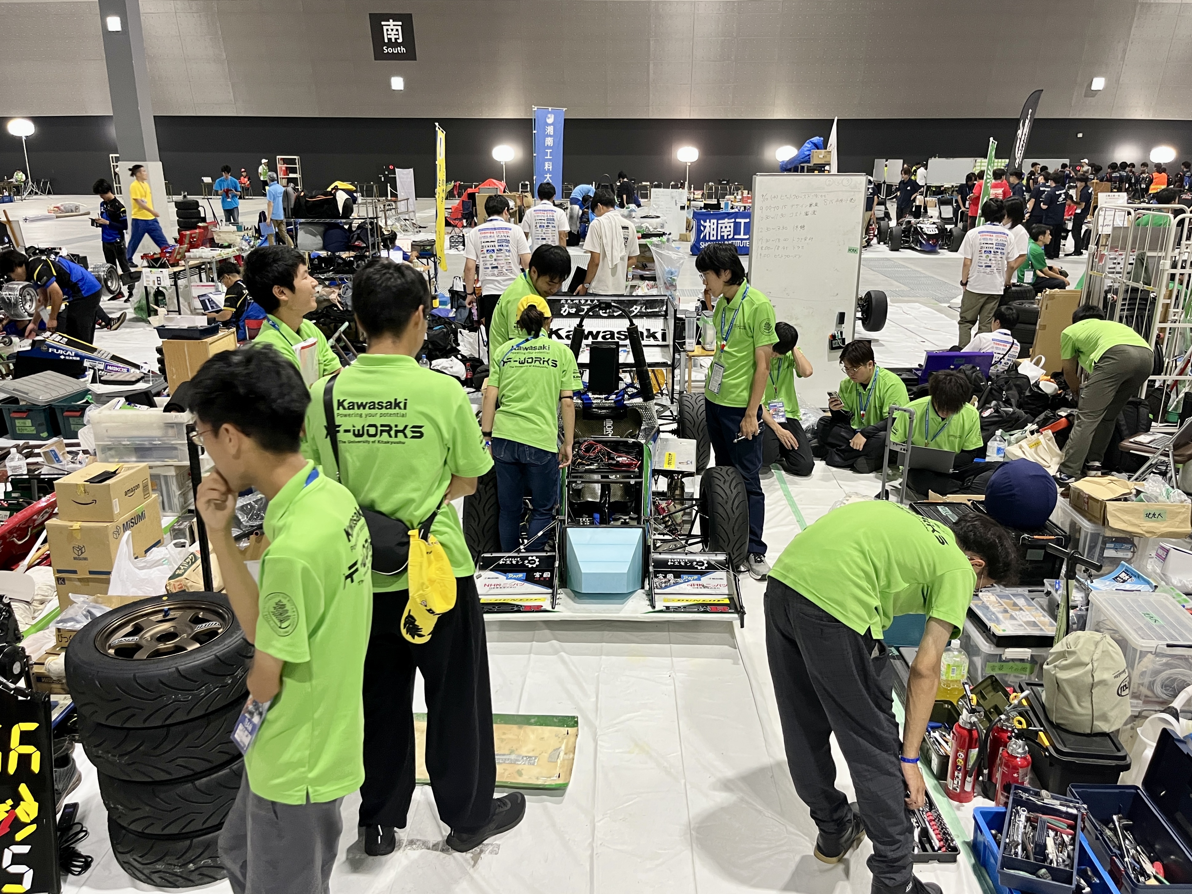 学生フォーミュラ写真 (2).jpg