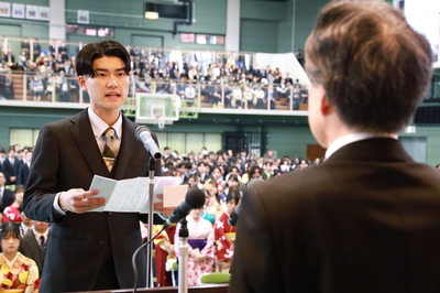 学位授与式を開催しました。